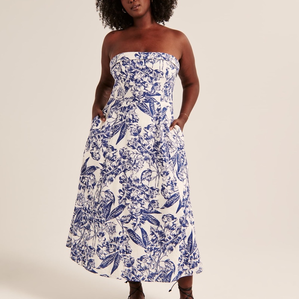 Abercrombie & Fitch Strapless Dress with Blue Floral Pattern - NWOT